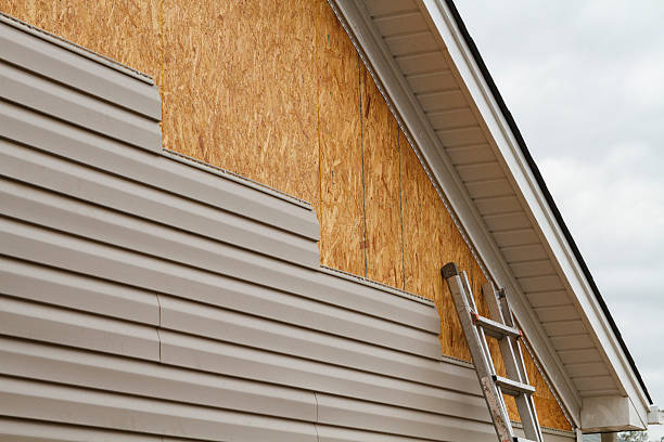 24/7 Emergency Siding Installation experts in Derry, PA